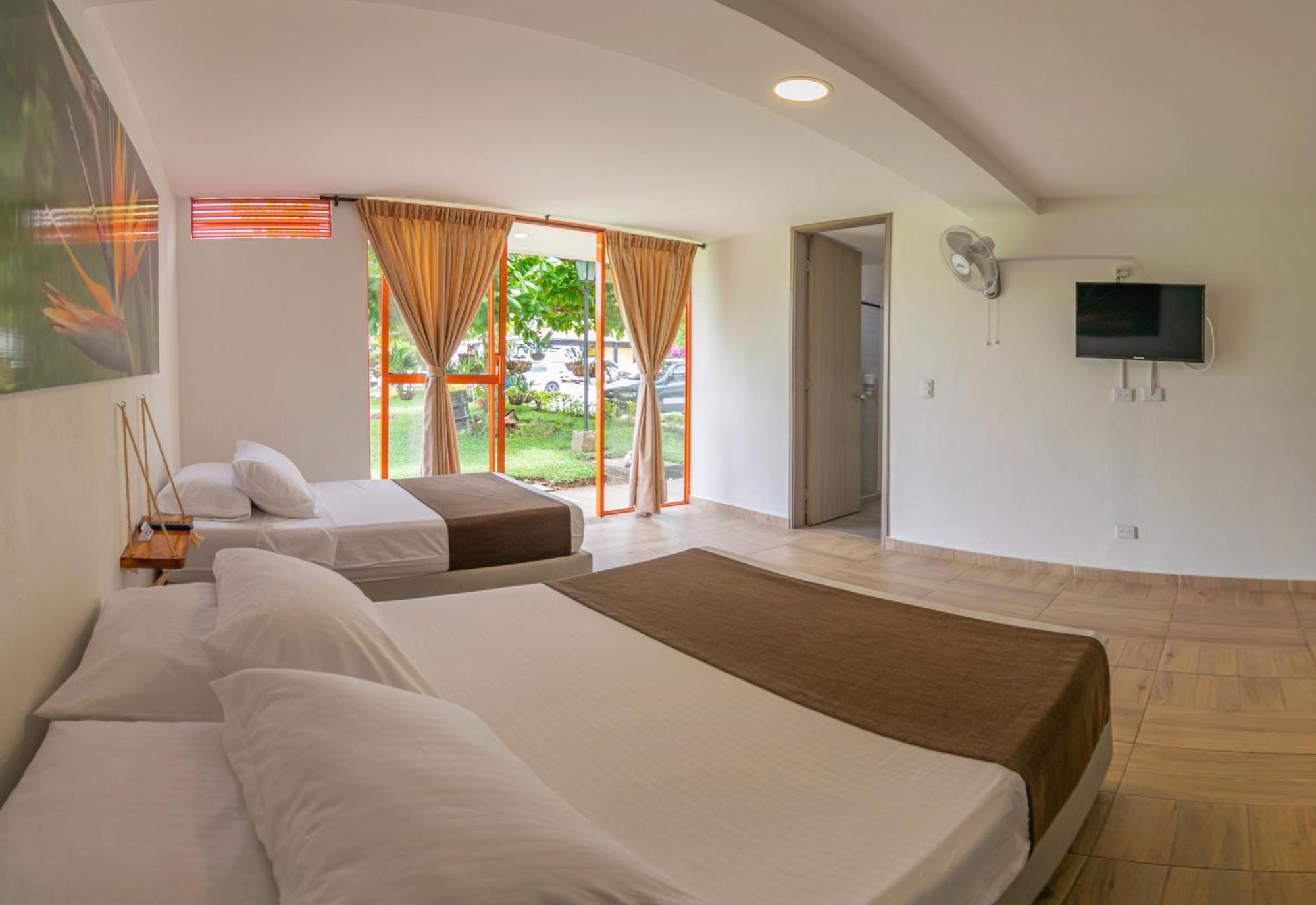 Hotel Campestre La Aldea Montenegro Exterior foto